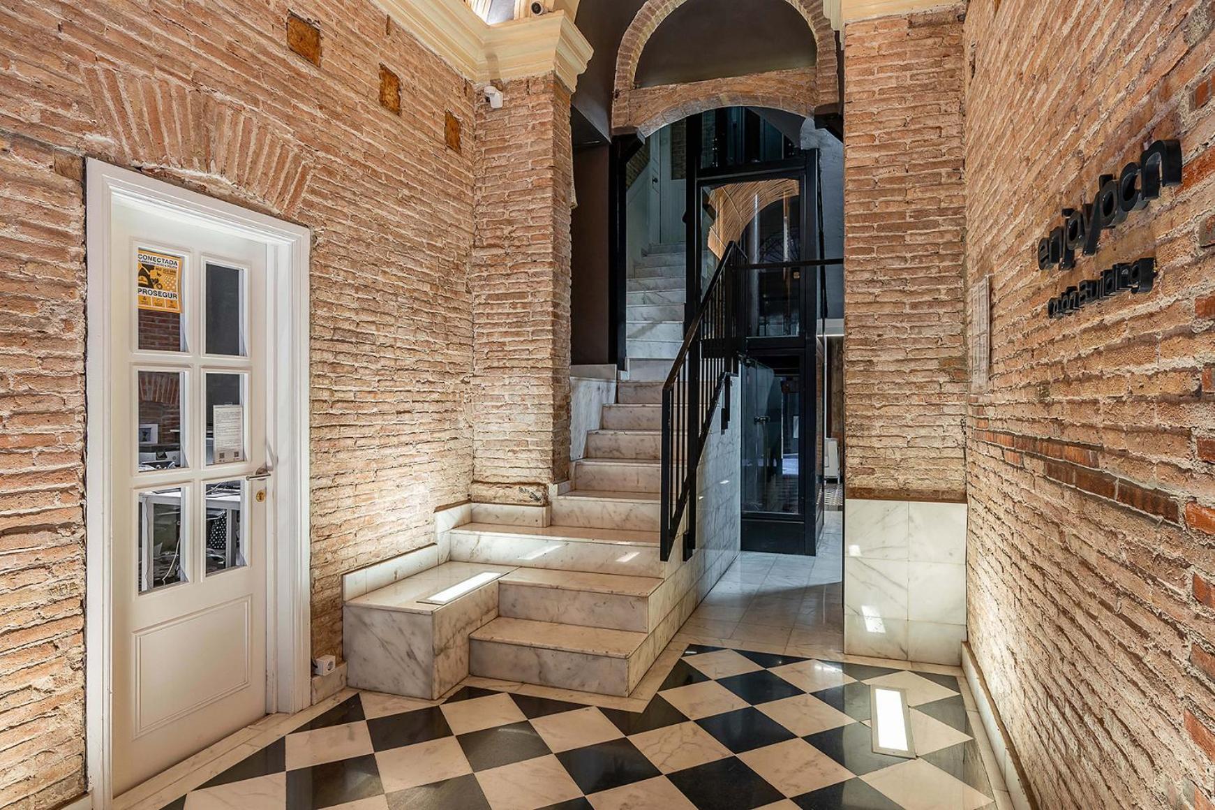 Enjoybcn Colon Apartments 바르셀로나 외부 사진