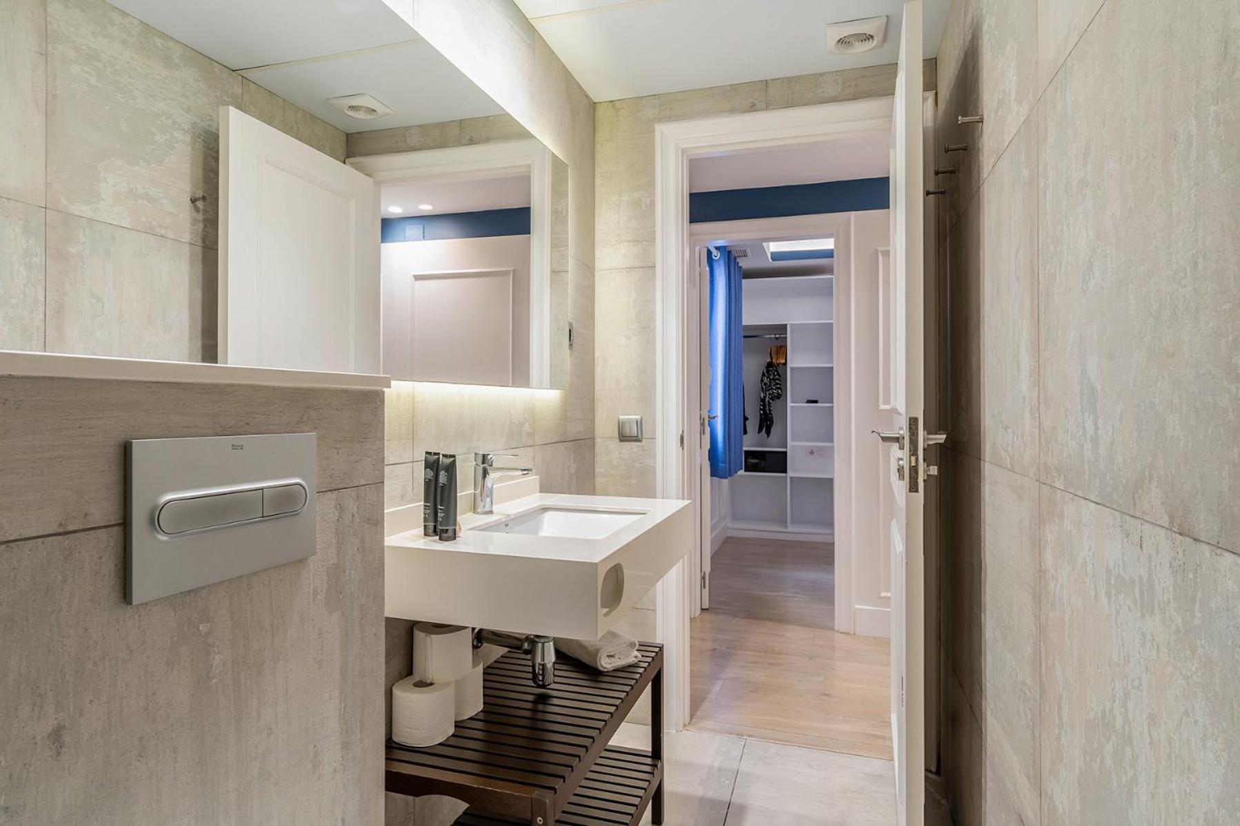 Enjoybcn Colon Apartments 바르셀로나 외부 사진