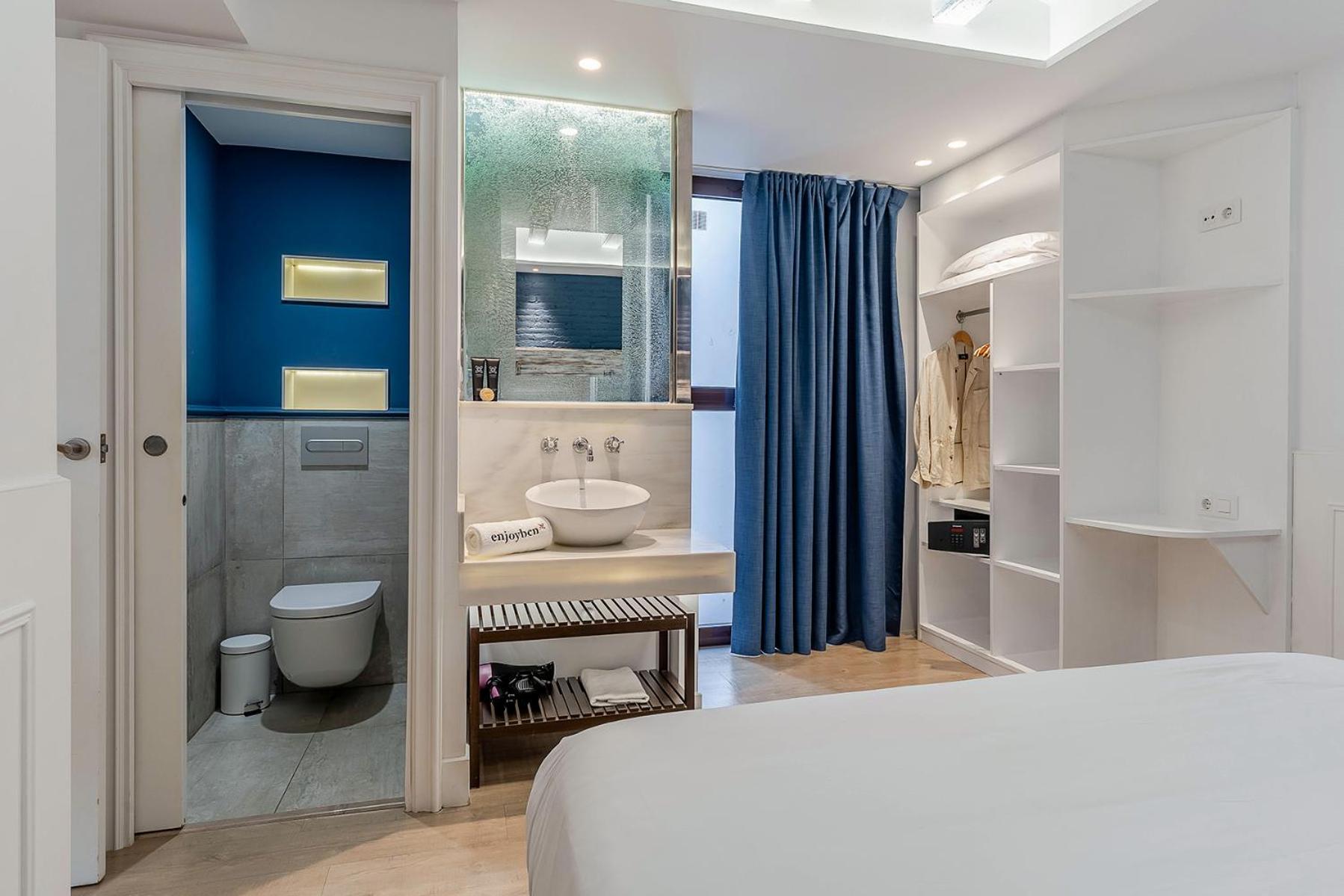 Enjoybcn Colon Apartments 바르셀로나 외부 사진