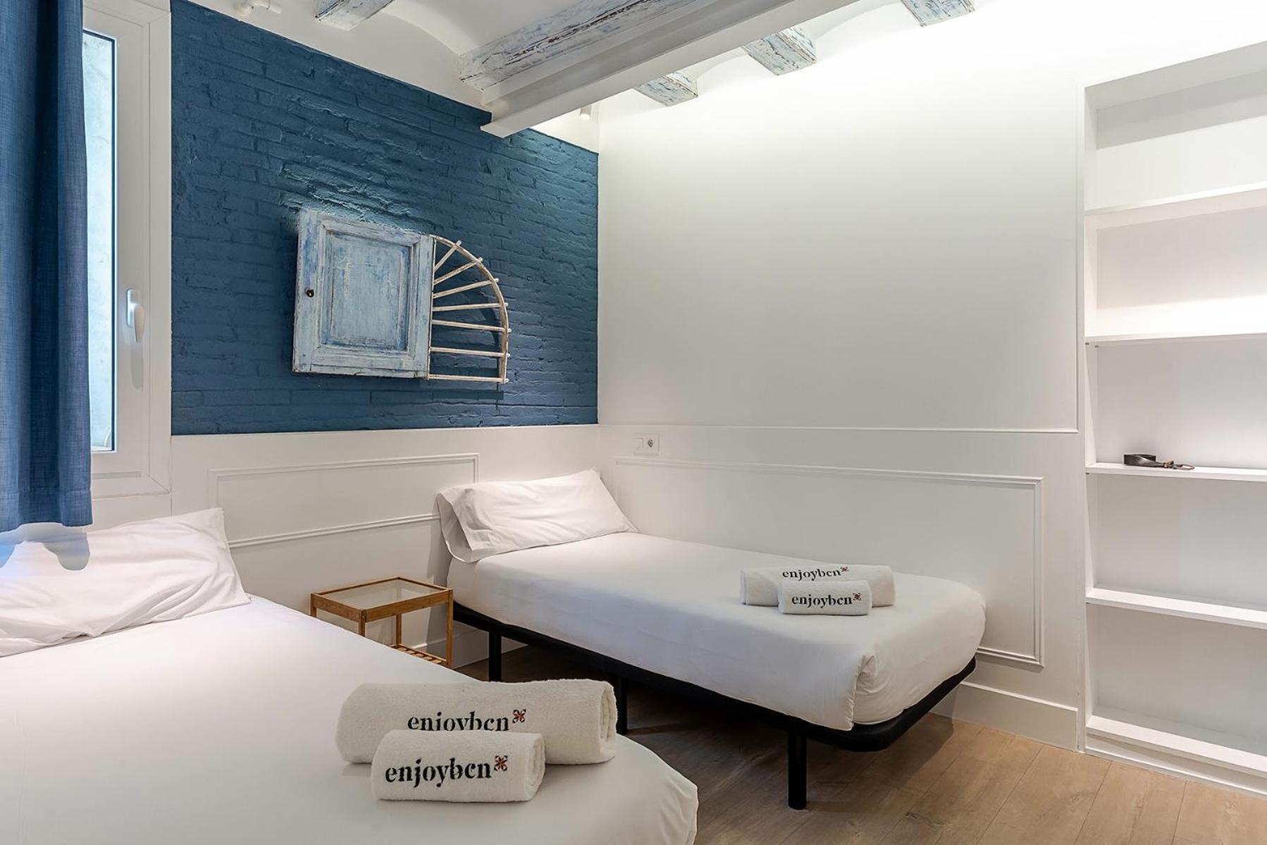 Enjoybcn Colon Apartments 바르셀로나 외부 사진